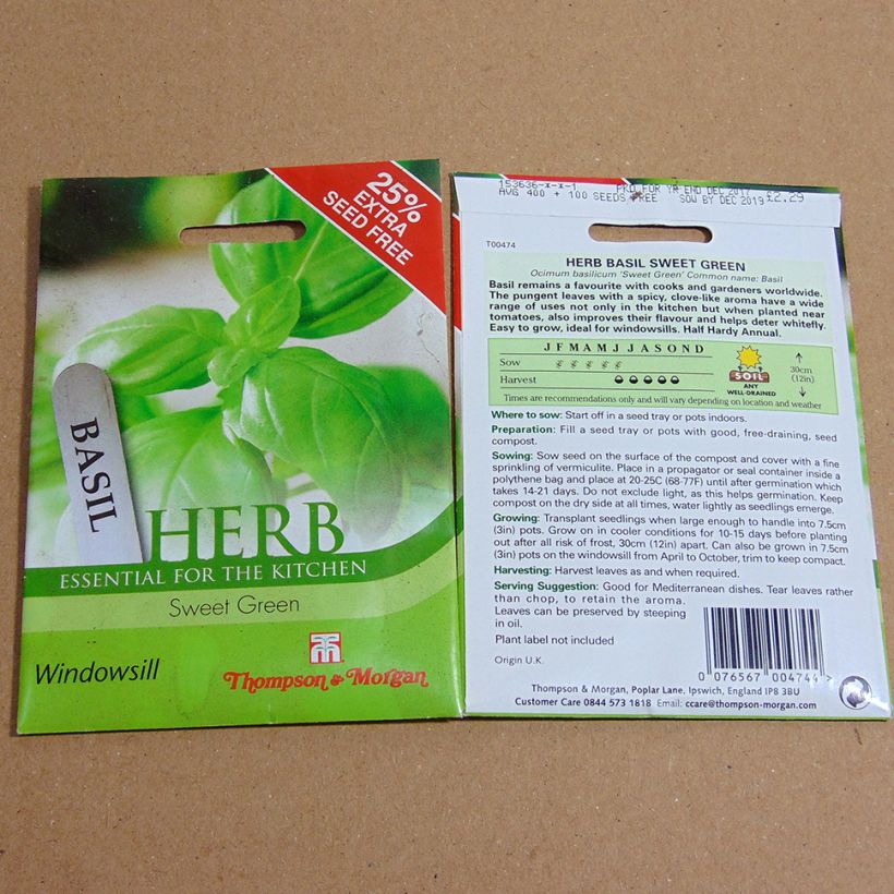 Voorbeeld van een exemplaar van Basilicum Sweet Green het zakje met 400 zaden zoals geleverd