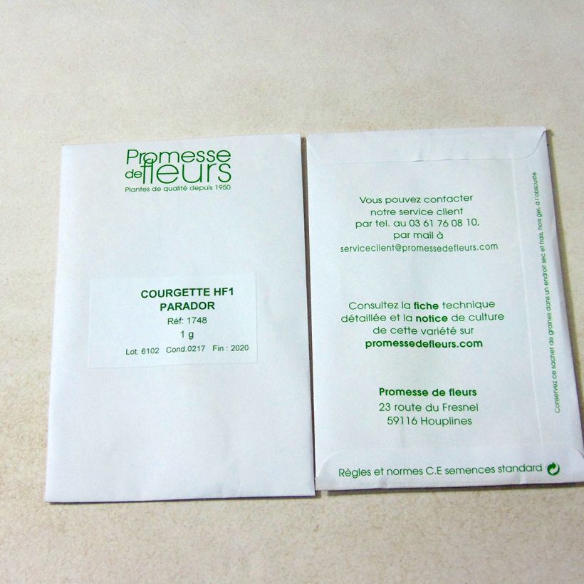 Voorbeeld van een exemplaar van Courgette Parador F1 het zakje met 5 ? 8 zaden (1g) zoals geleverd