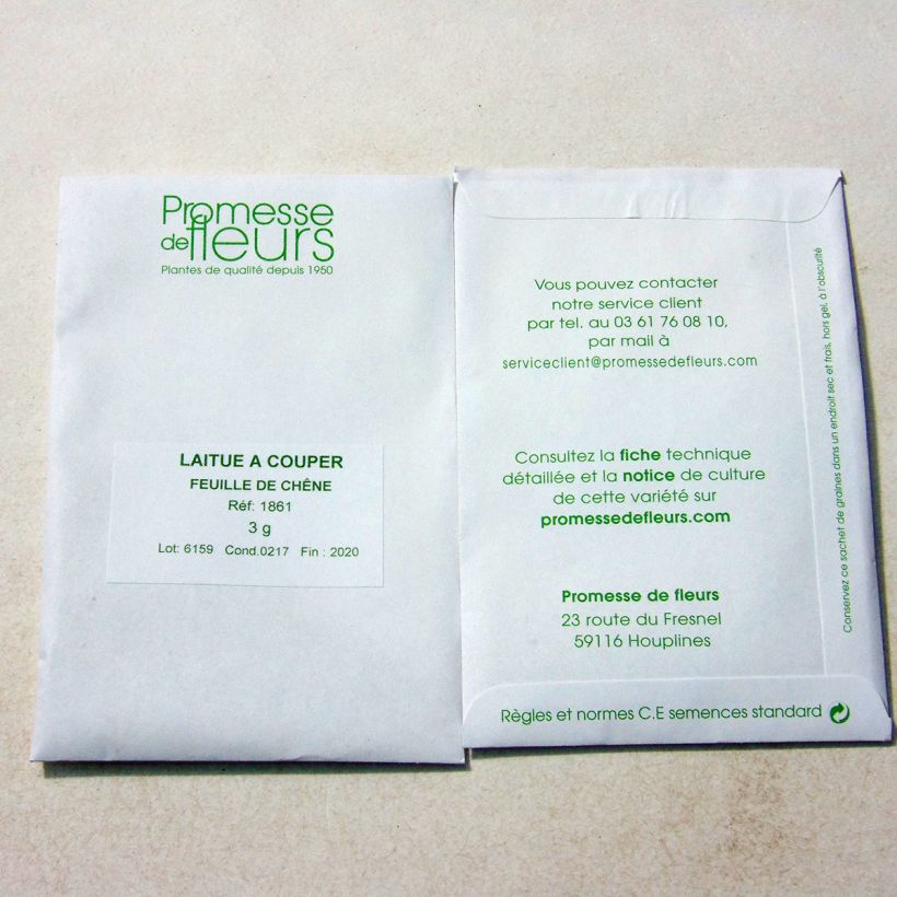 Voorbeeld van een exemplaar van Eikenbladsla Blonde met zwart zaad het zakje met 2500 zaden (3g) zoals geleverd