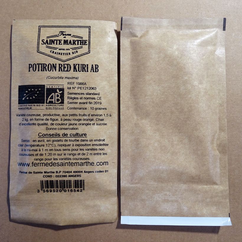 Voorbeeld van een exemplaar van Pompoen Red Kuri BIO - Ferme de Sainte Marthe het zakje met 15 zaden zoals geleverd