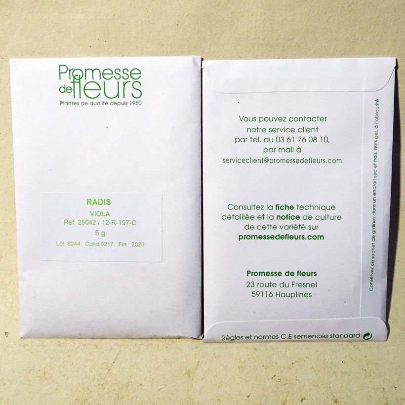 Voorbeeld van een exemplaar van Radijs Viola het zakje met 500 zaden (5g) zoals geleverd